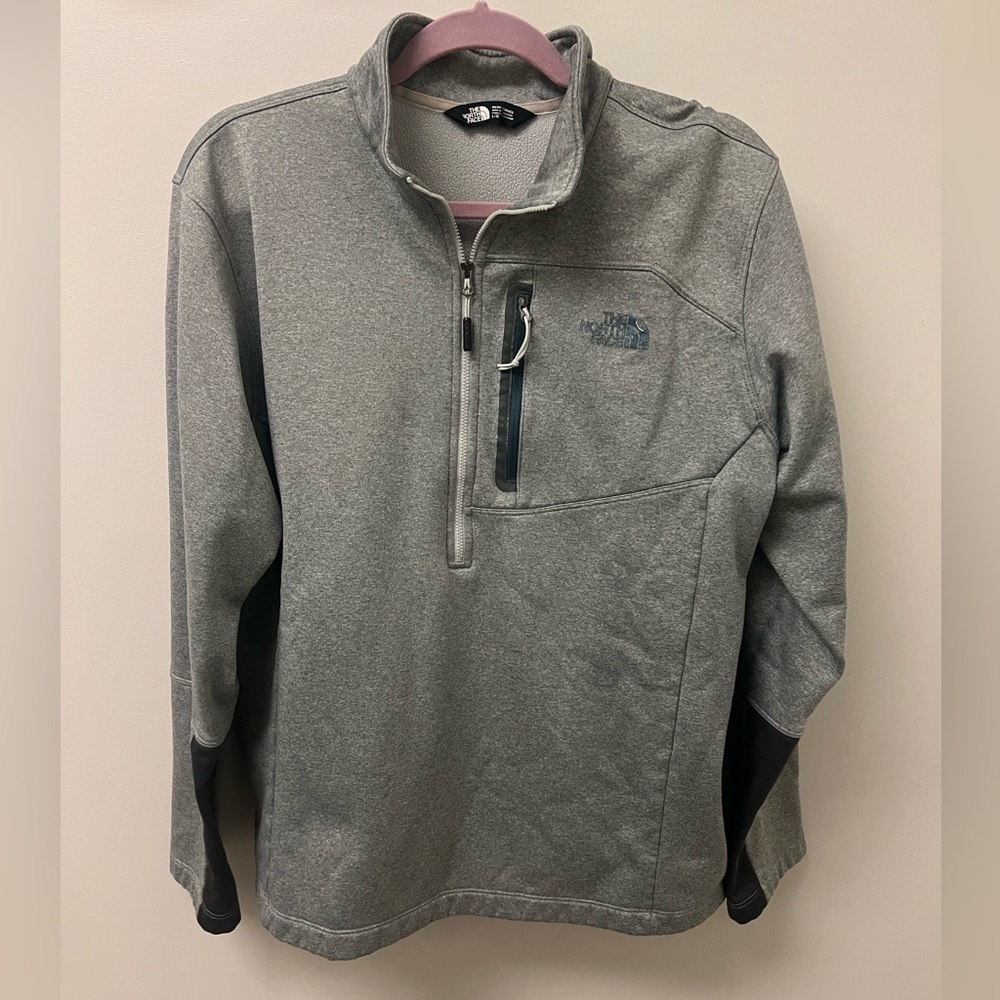 S O L D! The North Face Half Zip Pullover